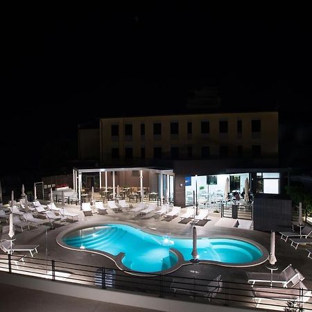 Hotel Ristorante Dante Torgiano Ngoại thất bức ảnh
