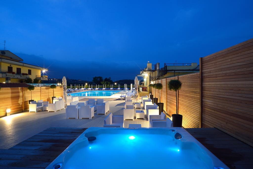 Hotel Ristorante Dante Torgiano Ngoại thất bức ảnh
