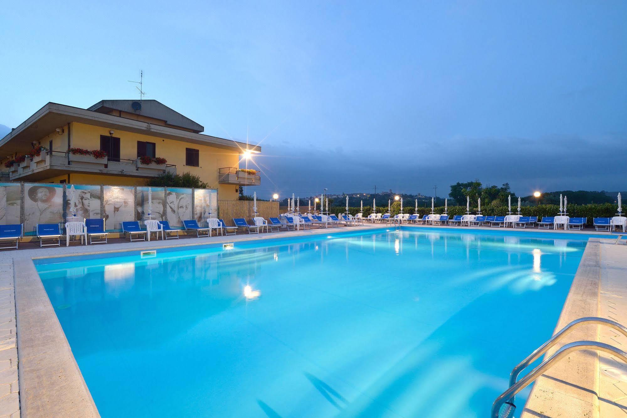Hotel Ristorante Dante Torgiano Ngoại thất bức ảnh