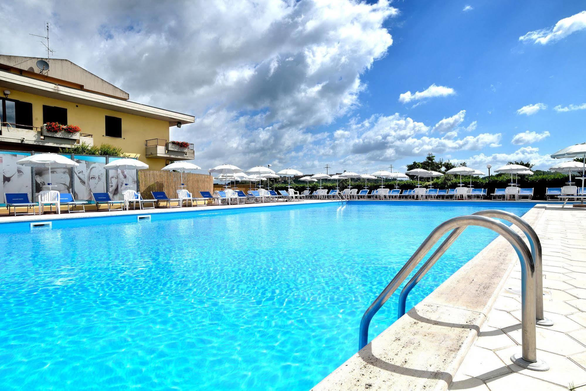 Hotel Ristorante Dante Torgiano Ngoại thất bức ảnh