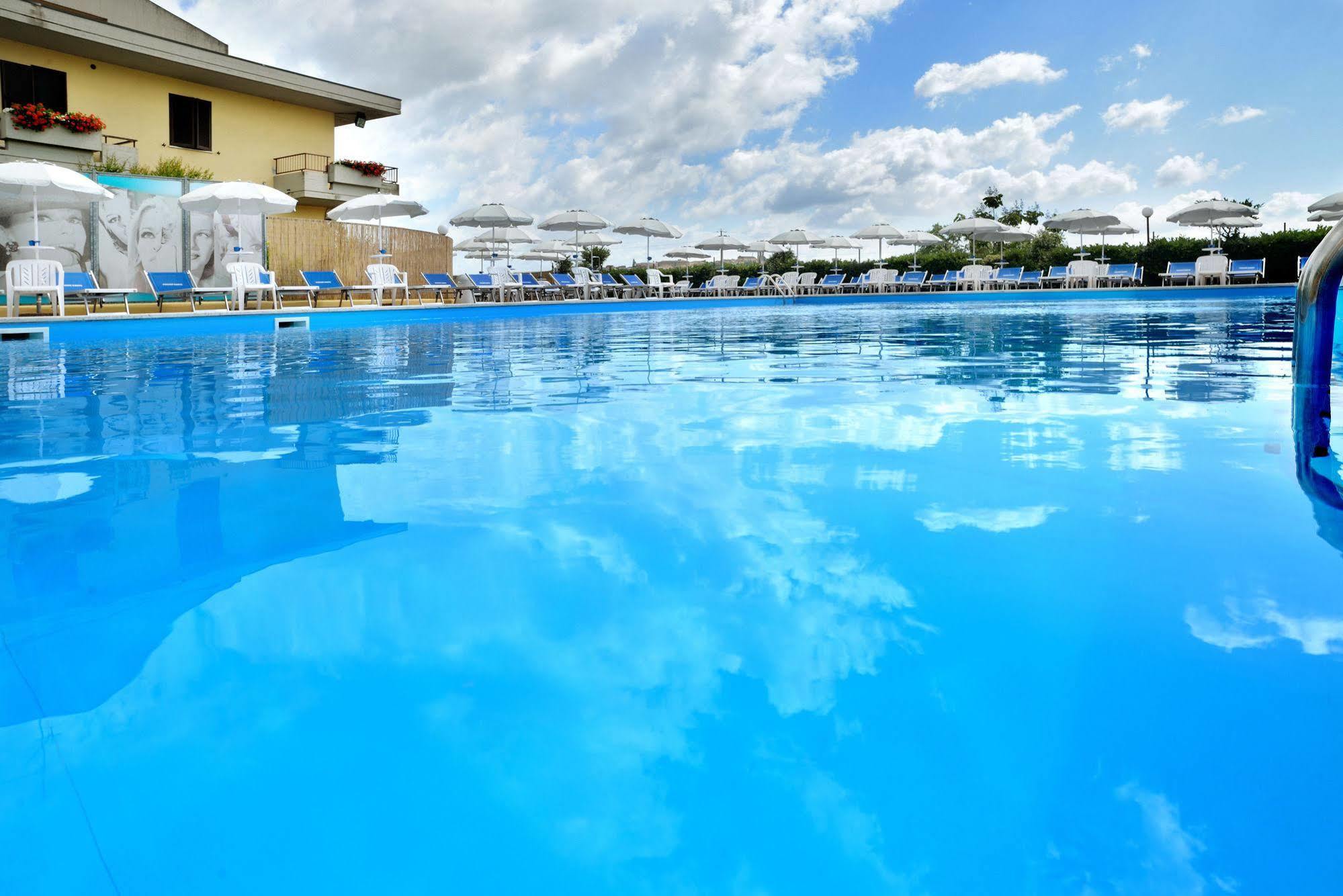 Hotel Ristorante Dante Torgiano Ngoại thất bức ảnh